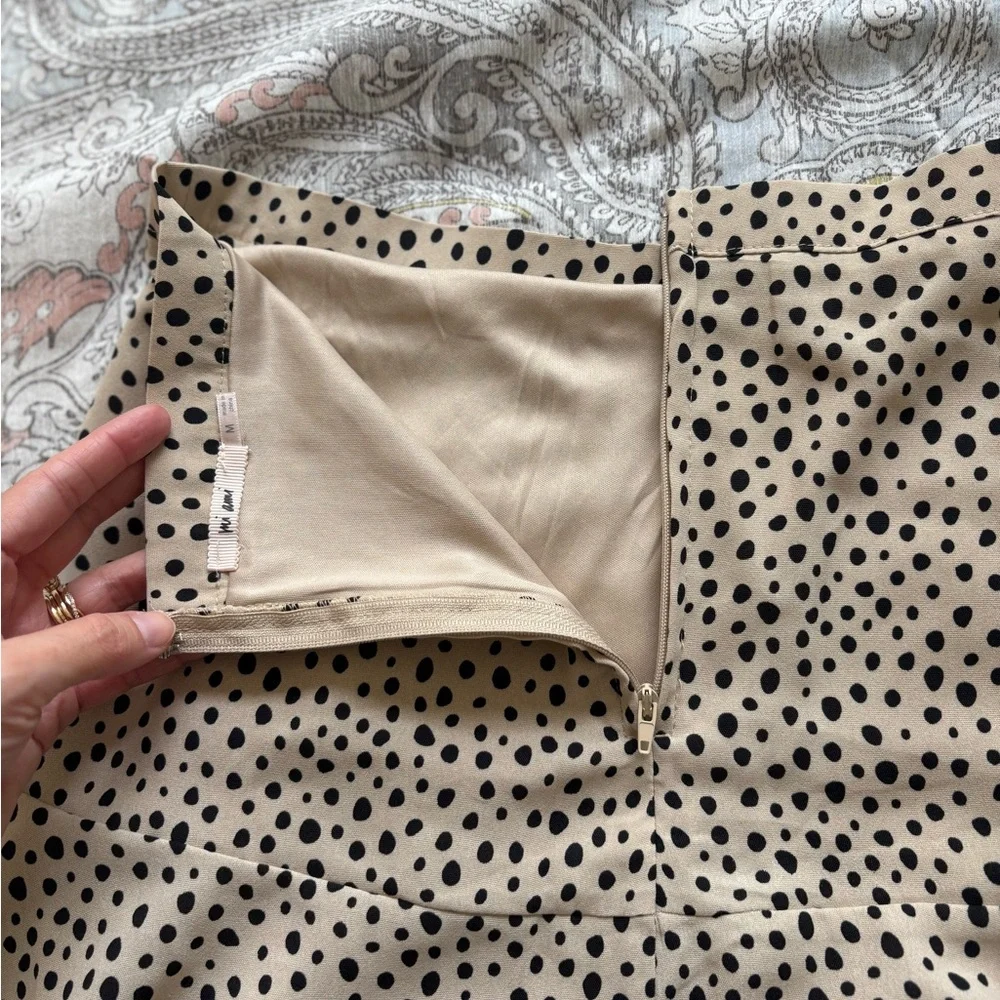 Francesca’s - Ruffled Mini Skirt - Picture 9 of 10